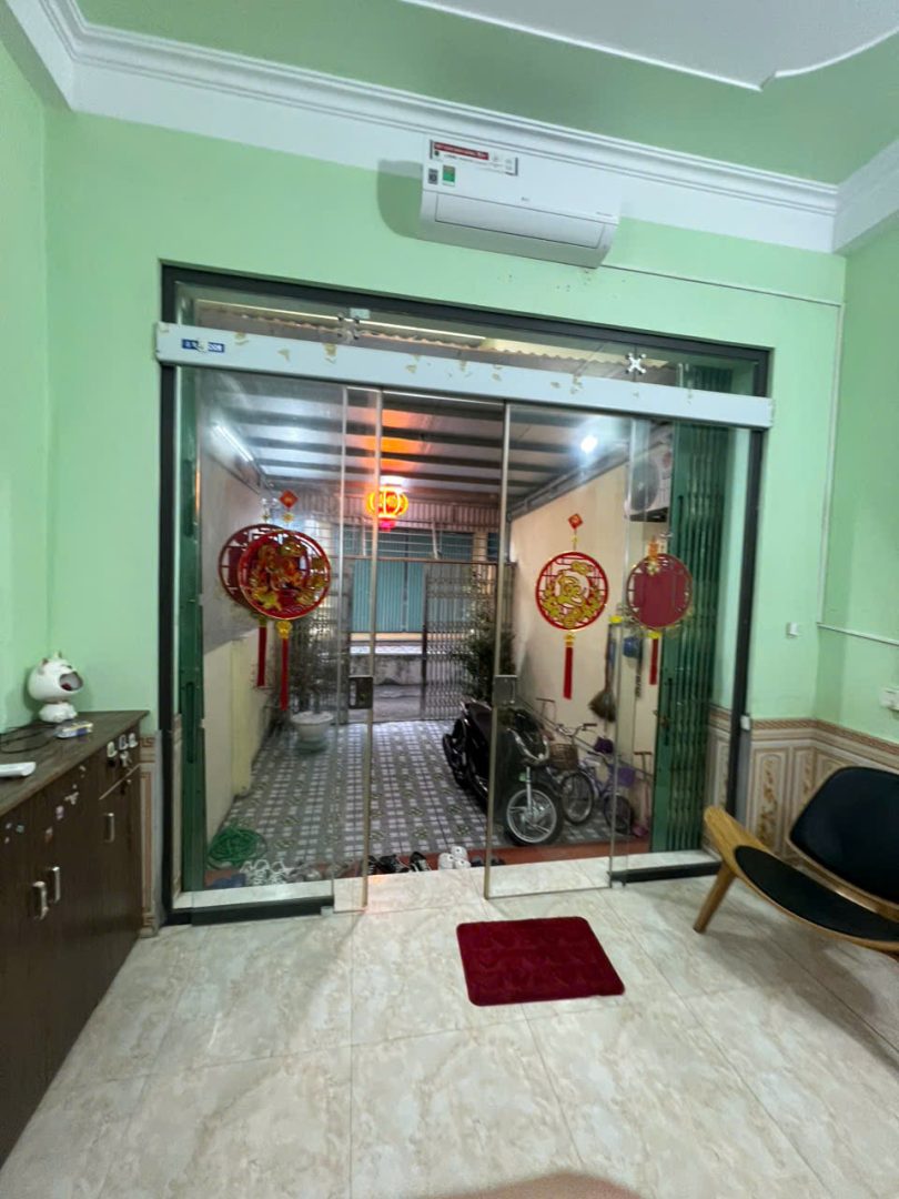 Mặt tiền nhà lô phố trước khi cải tạo